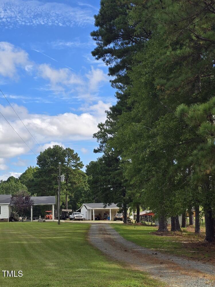 4562 Hight Road