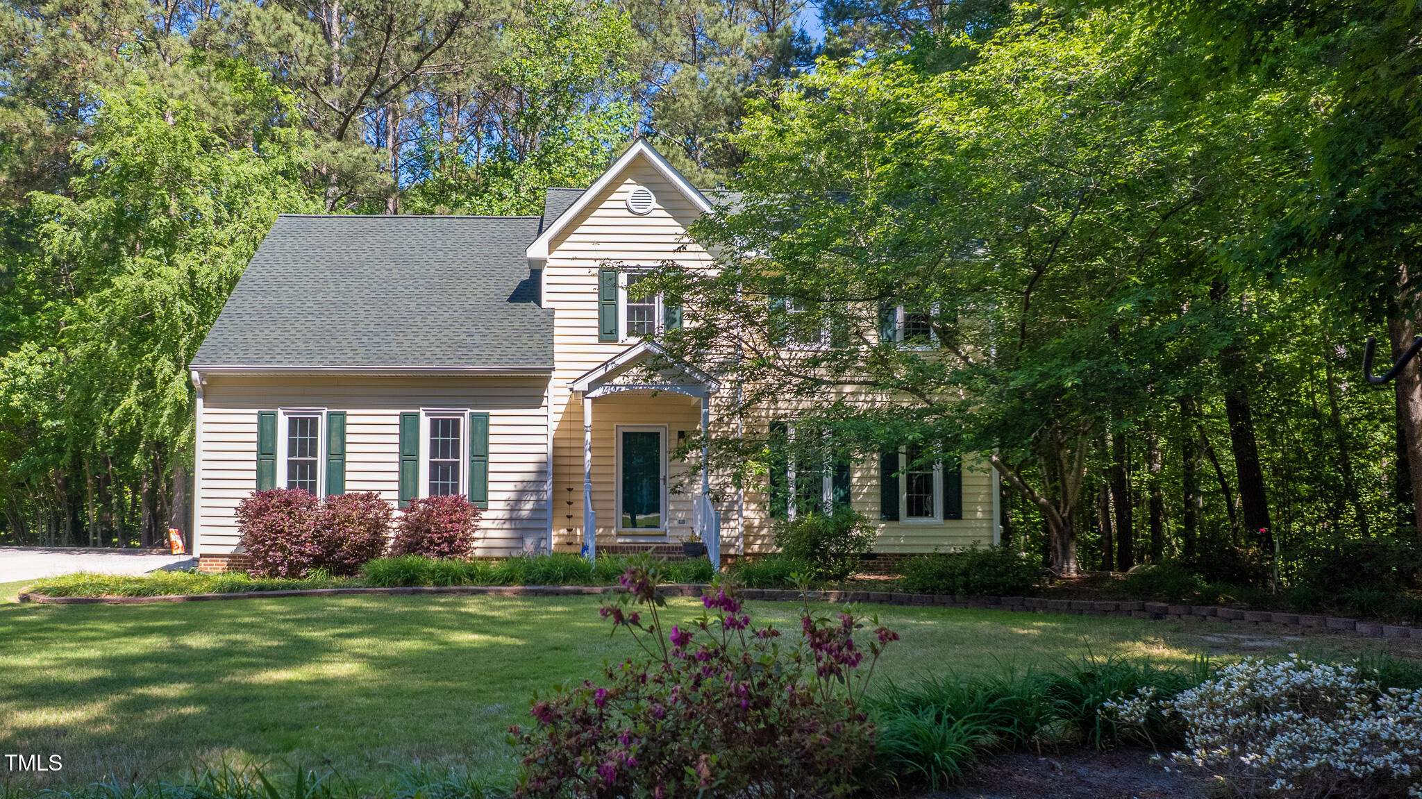 902 Loop Road