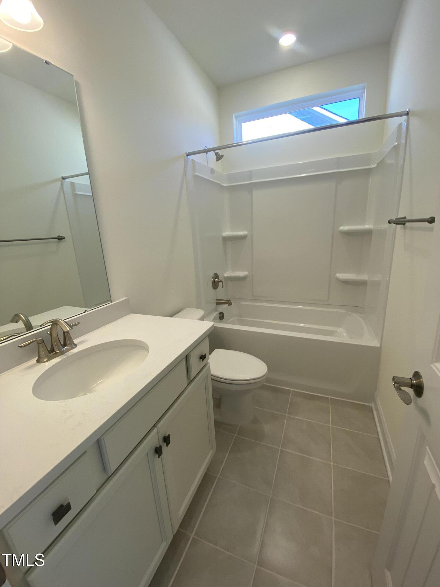 60 Sawtooth Oak Lane