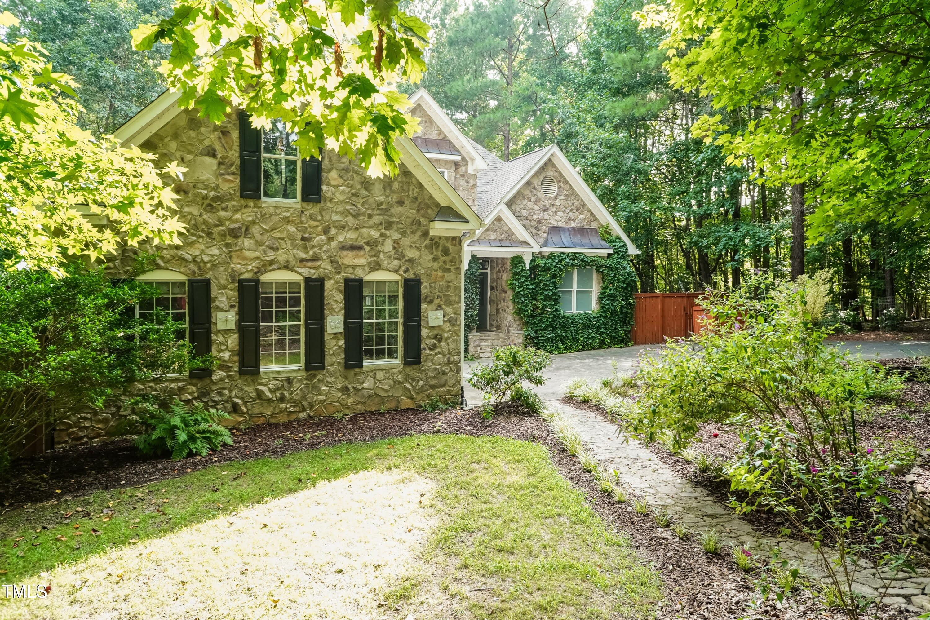 65 Hidden Cove Court
