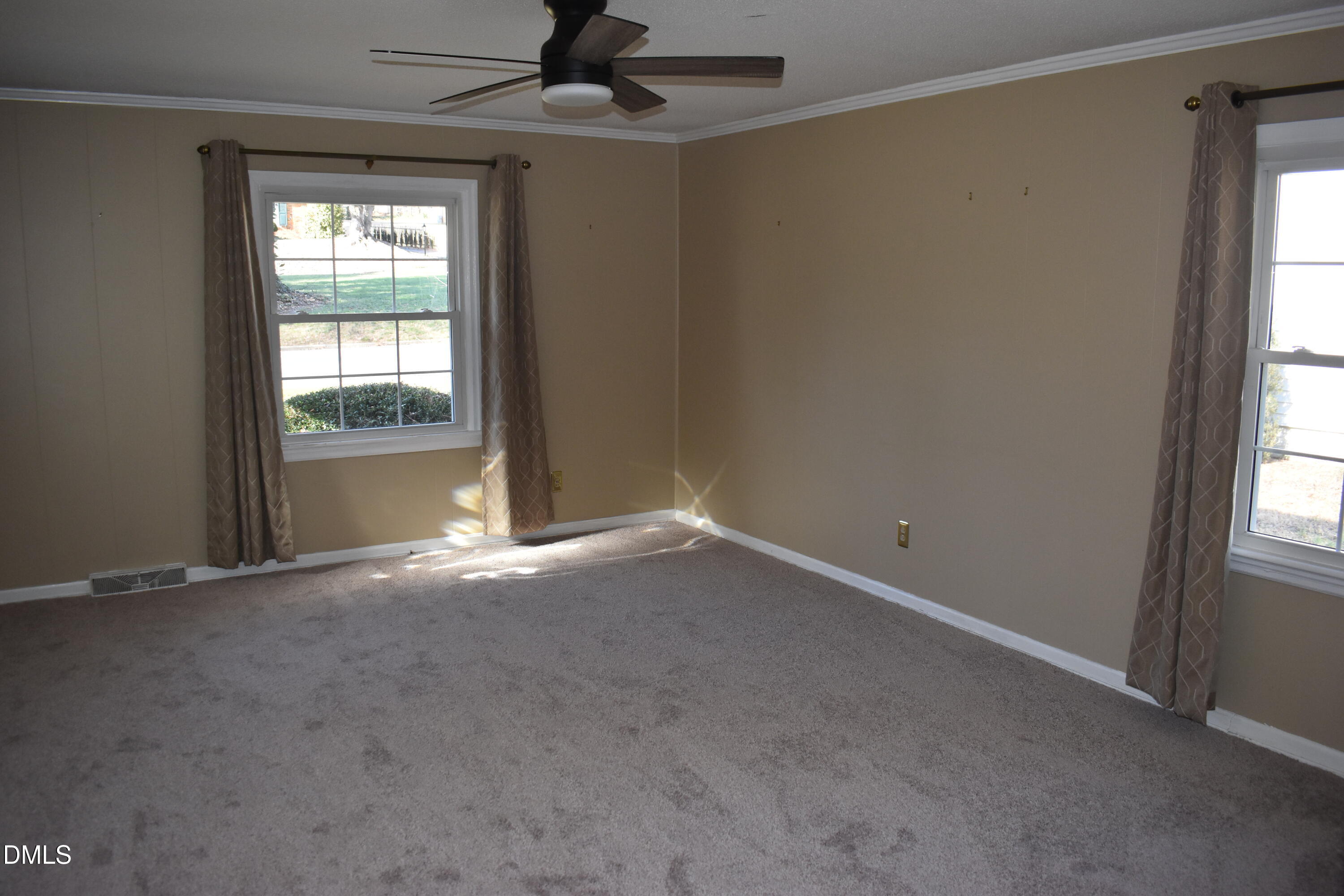 1115 E Willowbrook Drive