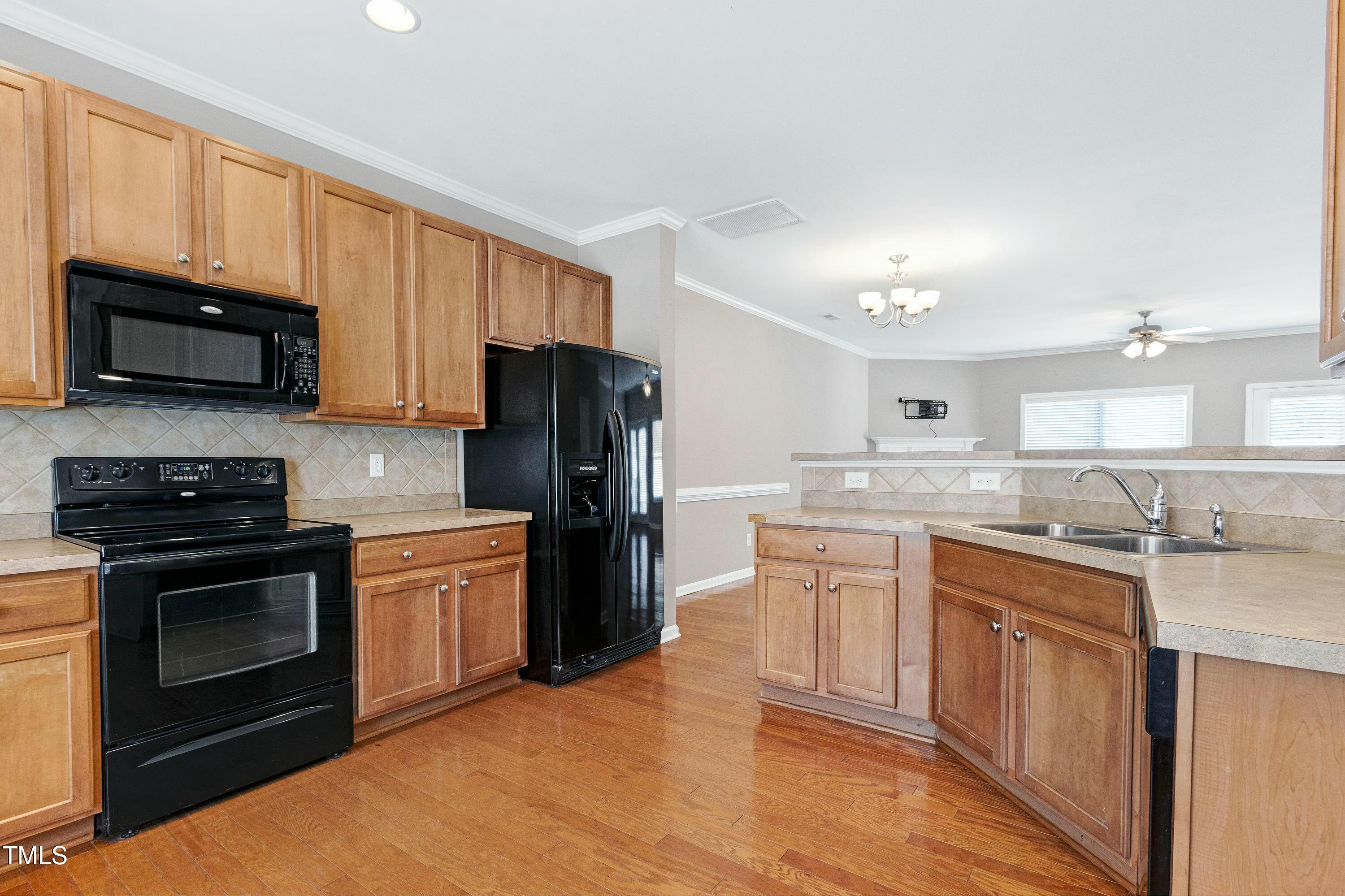 711 Keystone Park Drive 60