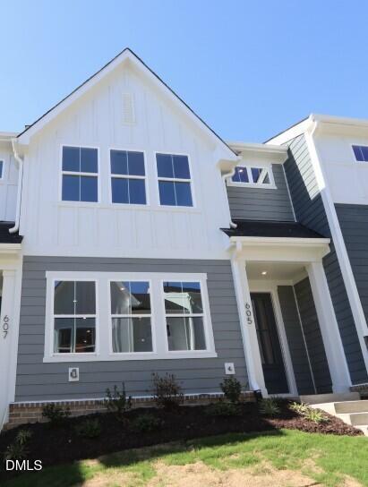 605 Brackenberry Alley