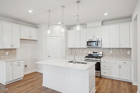 605 Brackenberry Alley Wake Forest NC 27587