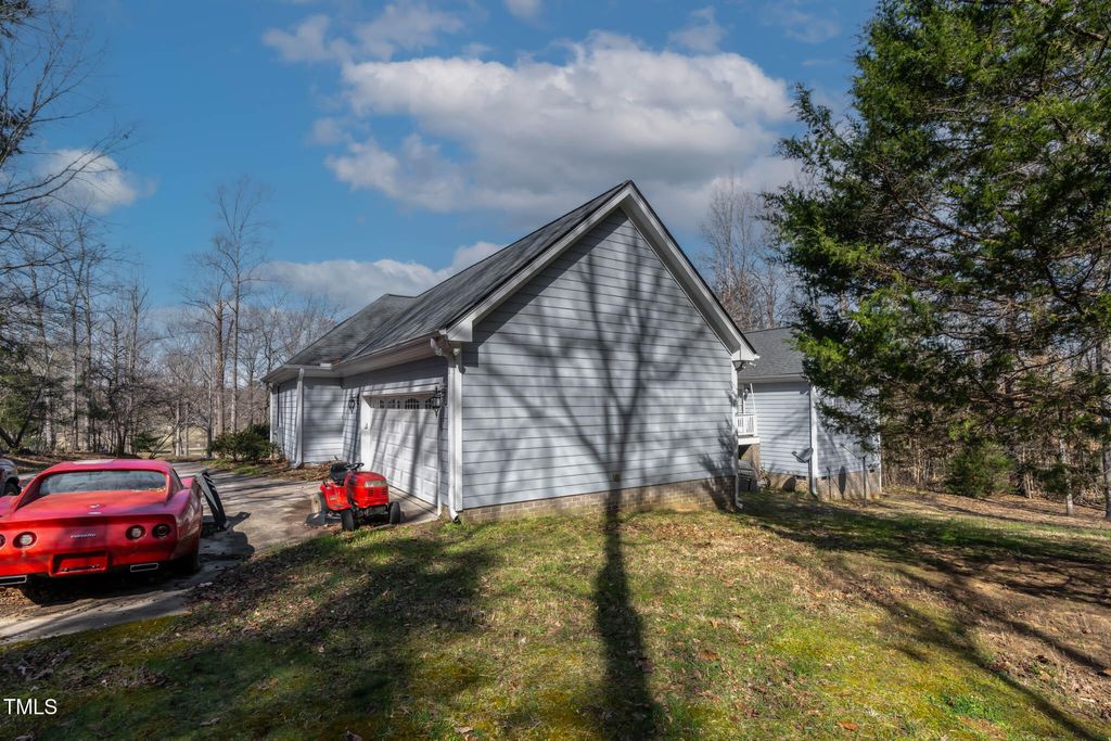 listing image 44