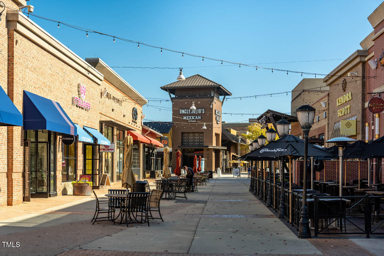 Durham, North Carolina 27713, United States, 4 Bedrooms Bedrooms, ,3 BathroomsBathrooms,Residential,Active,14423