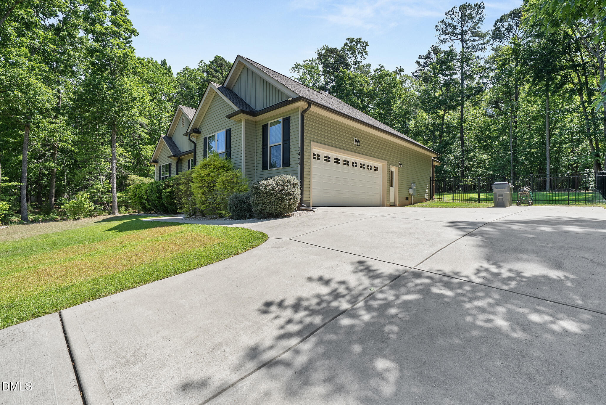 2464 Golden Forest Drive