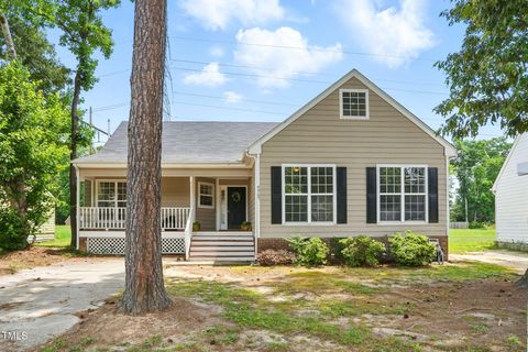 4905 Knightsbridge Way Raleigh NC 27604