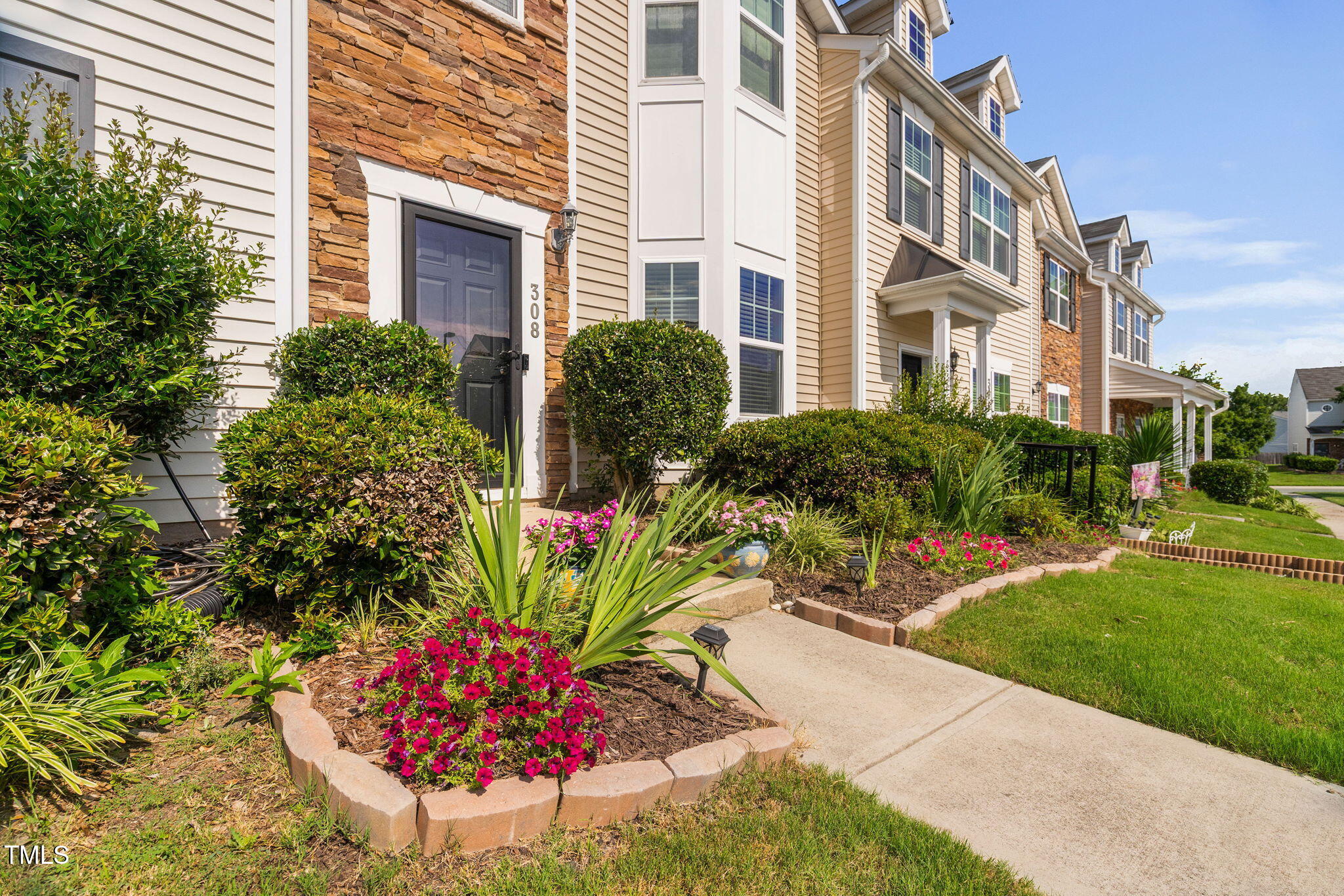 1304 Cozart Street 308