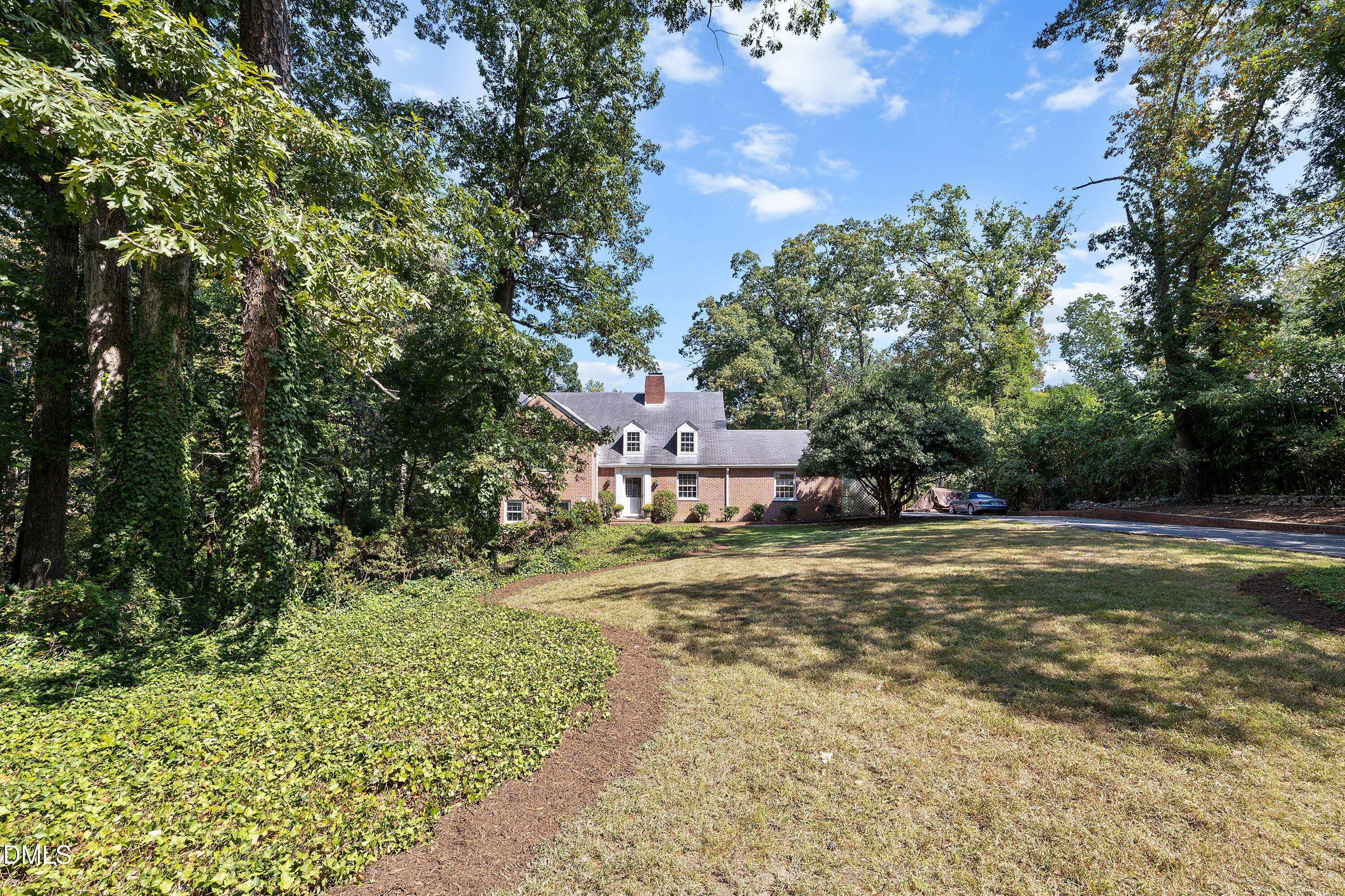 401 Laurel Hill Road