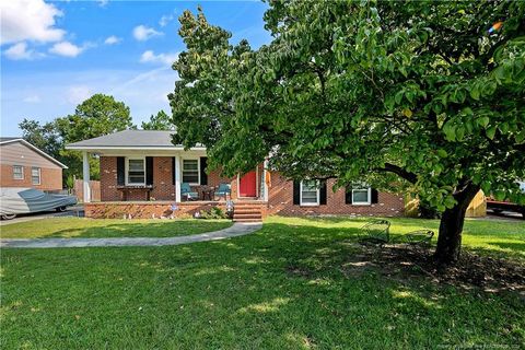 A home in Hope Mills