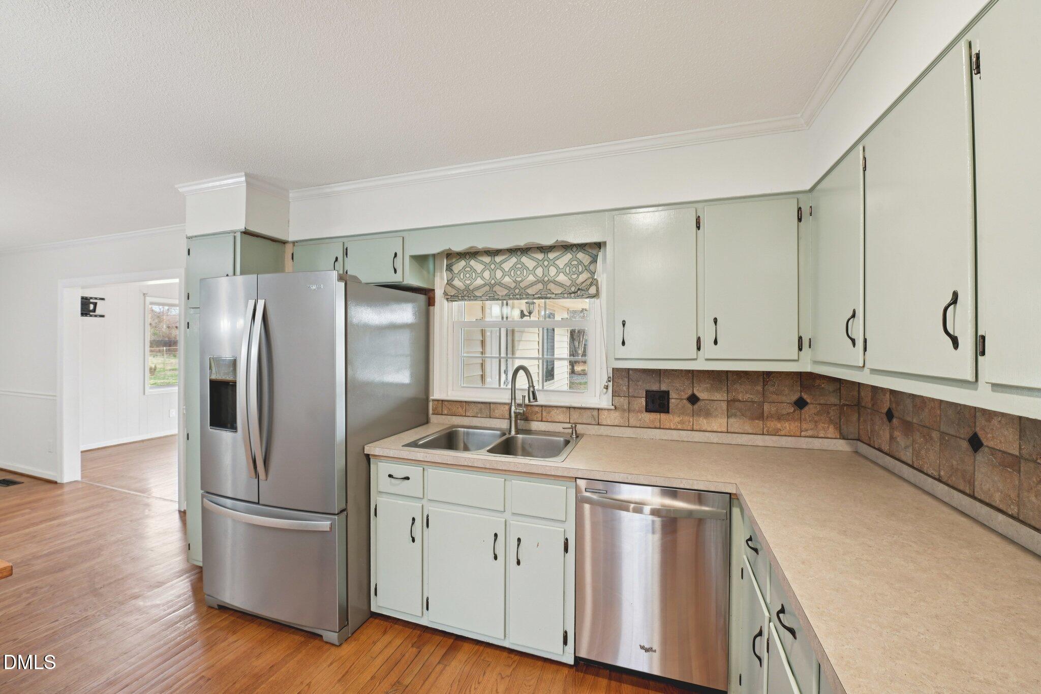 1009 Driftwood Drive