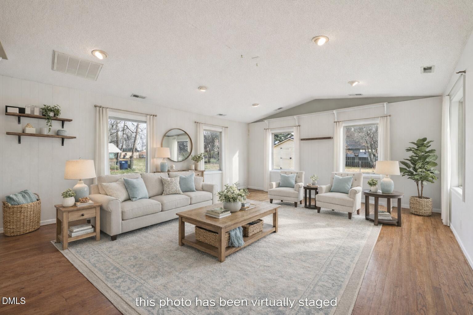 1009 Driftwood Drive