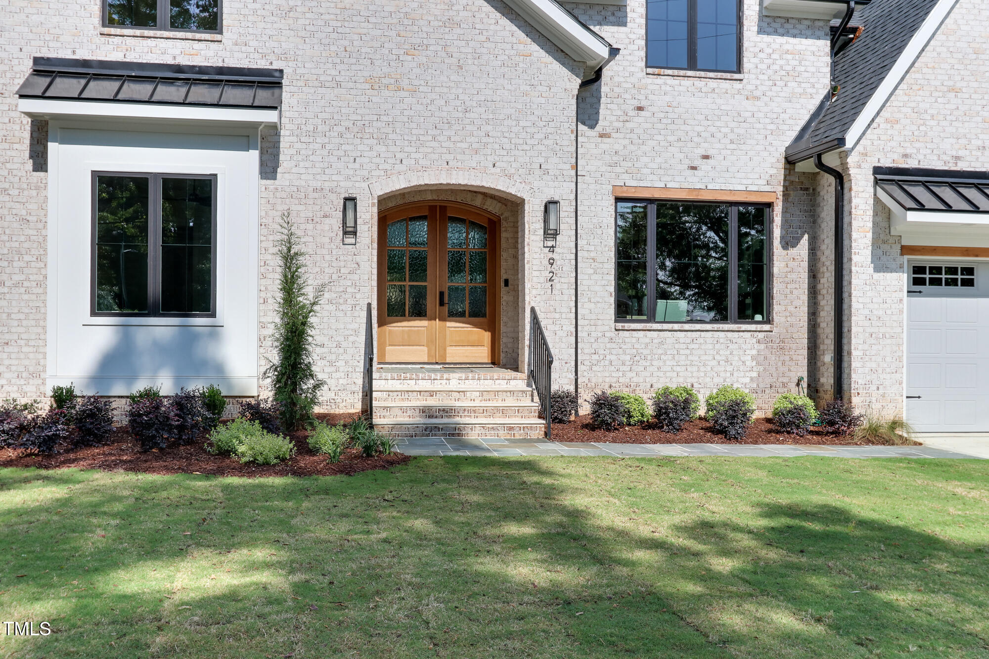 4921 Sweetbriar Drive