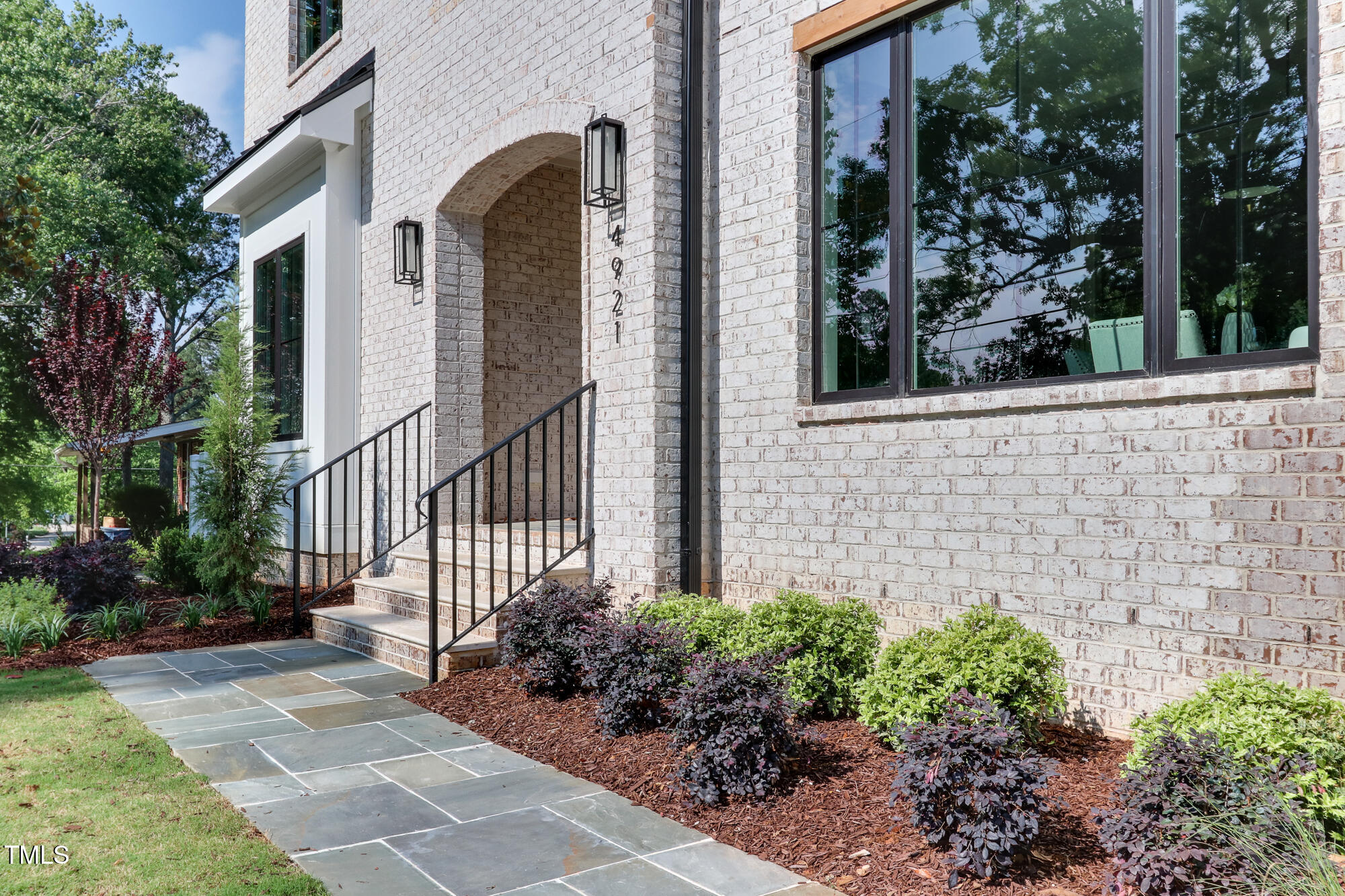 4921 Sweetbriar Drive