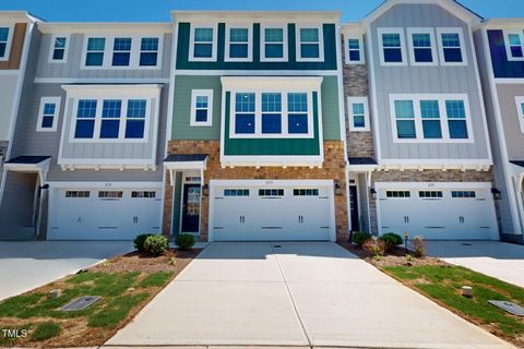 1194 Alston Landing Way #04 Cary NC 27519