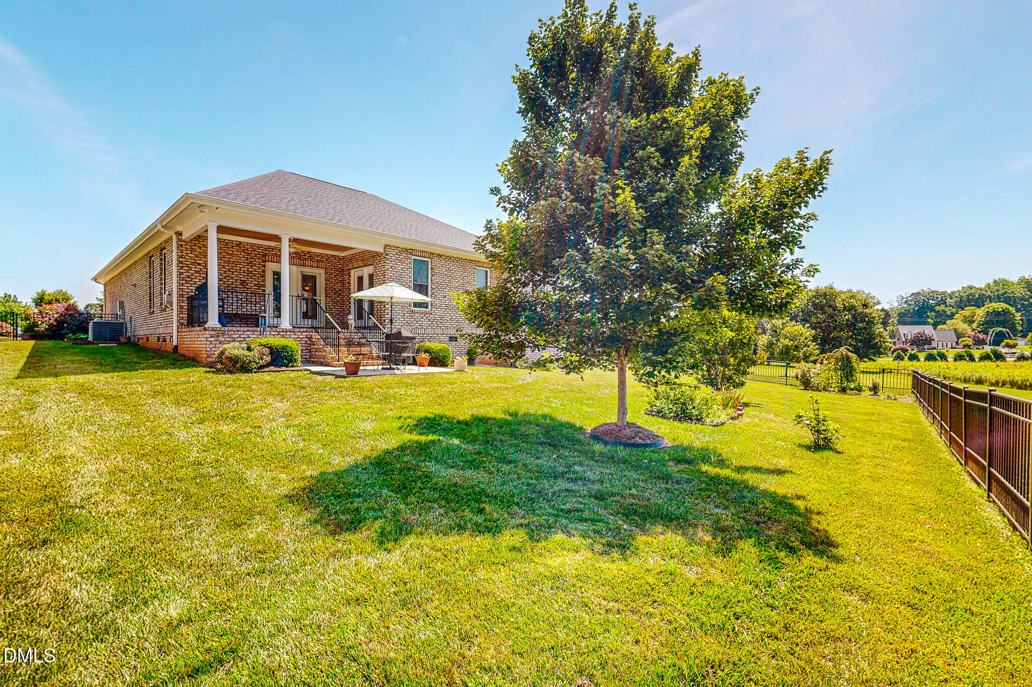 90 S Old Lantern Road