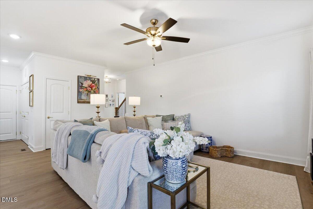 30 Sunrise Court