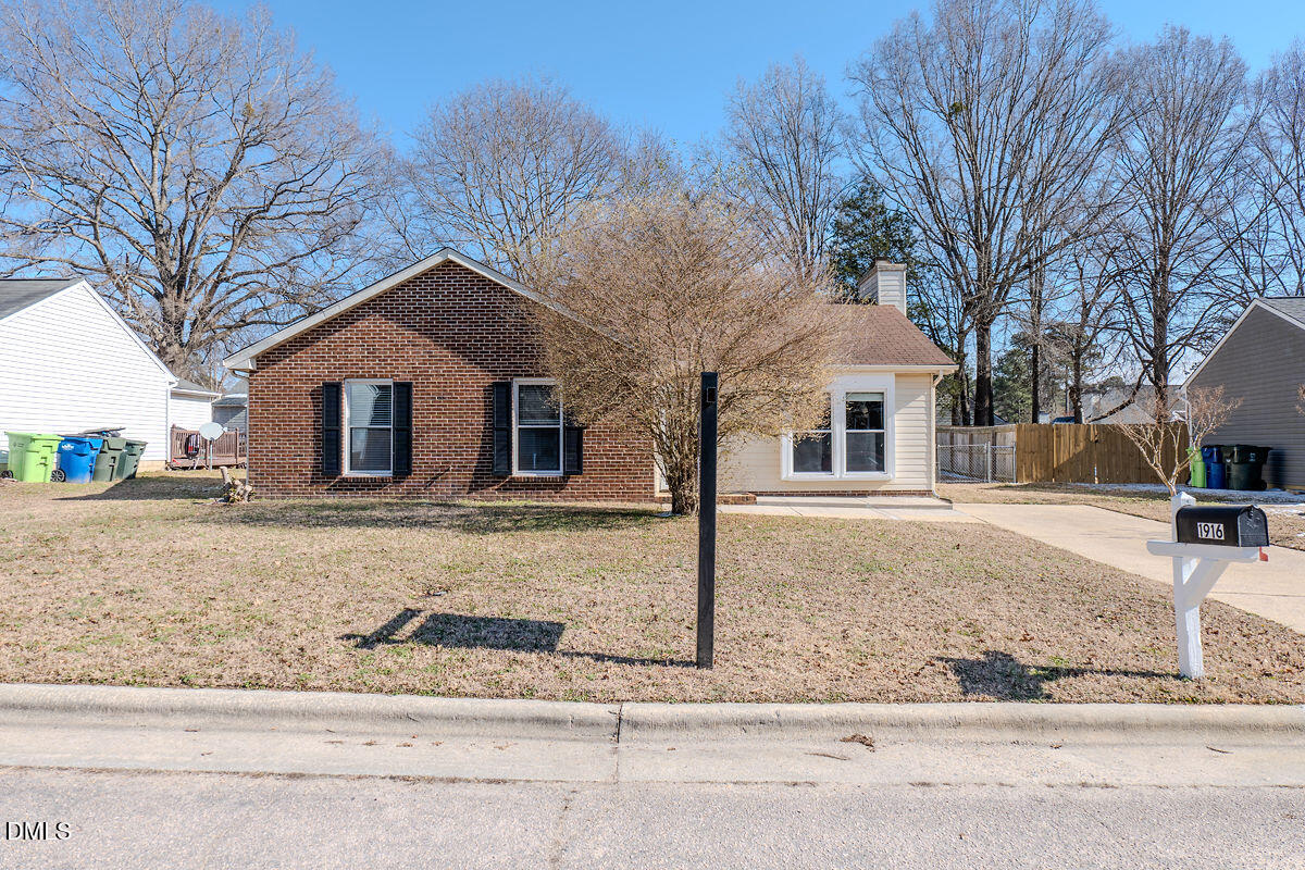 1916 Riverknoll Drive