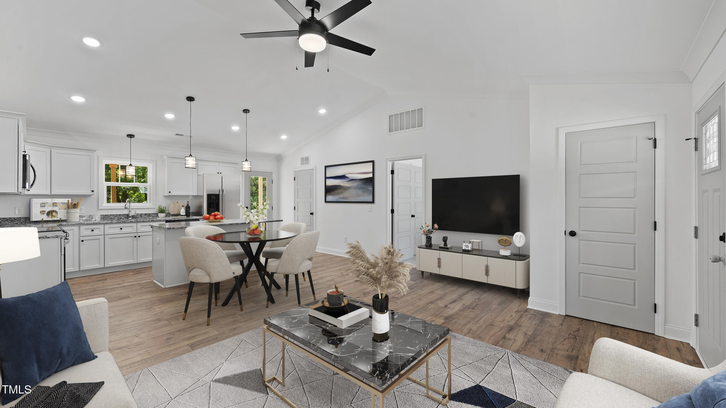 605 Roosevelt Street