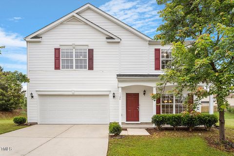 Single Family Residence in Durham NC 1106 Damsel Way.jpg