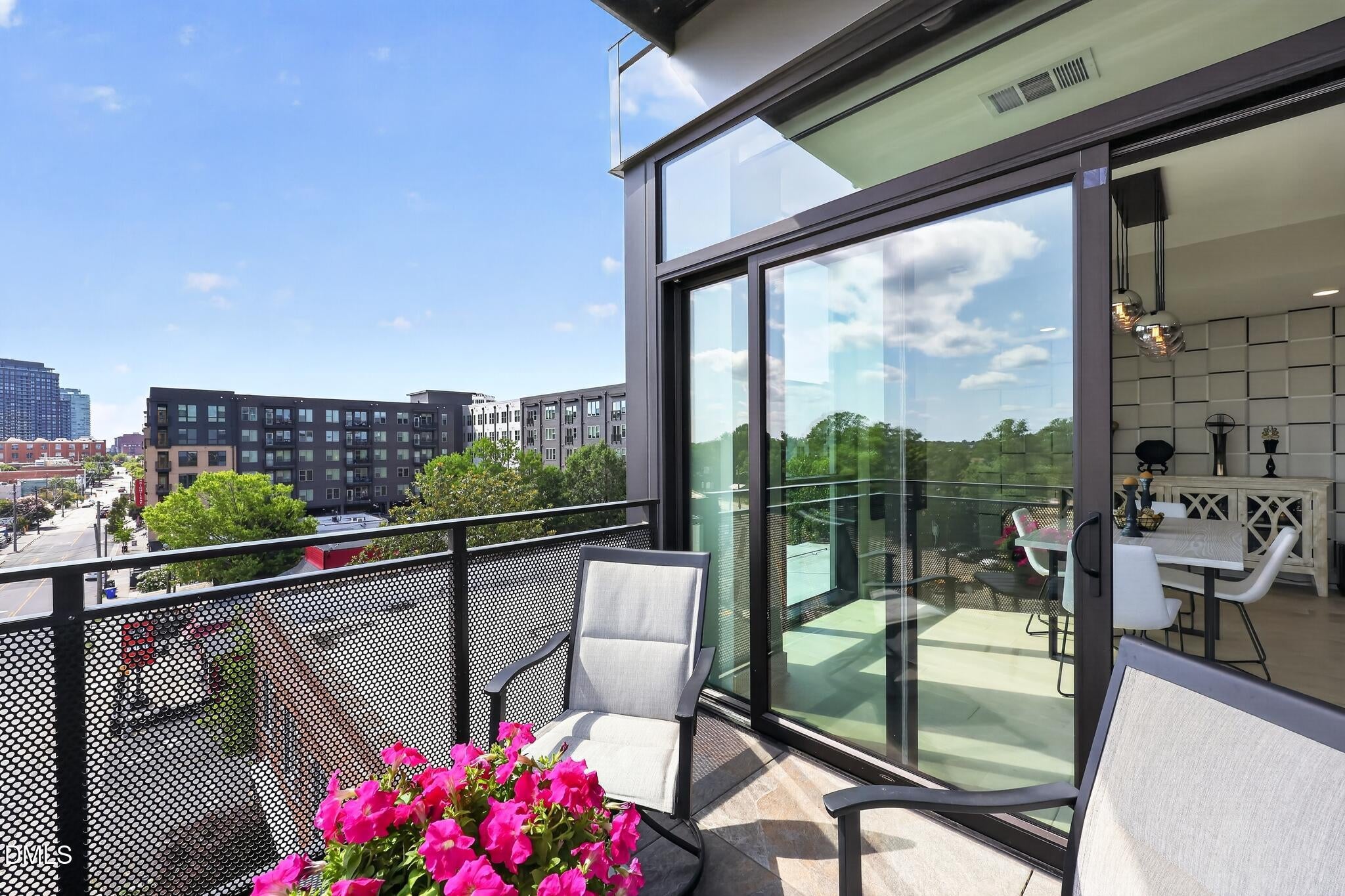 1105 W Main Street 403