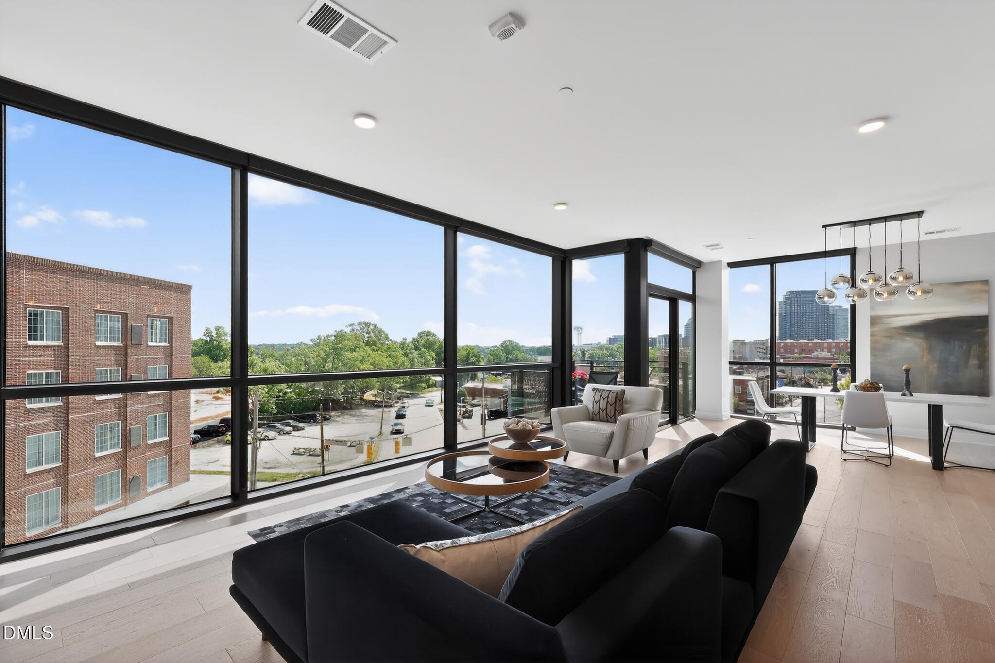 1105 W Main Street 403