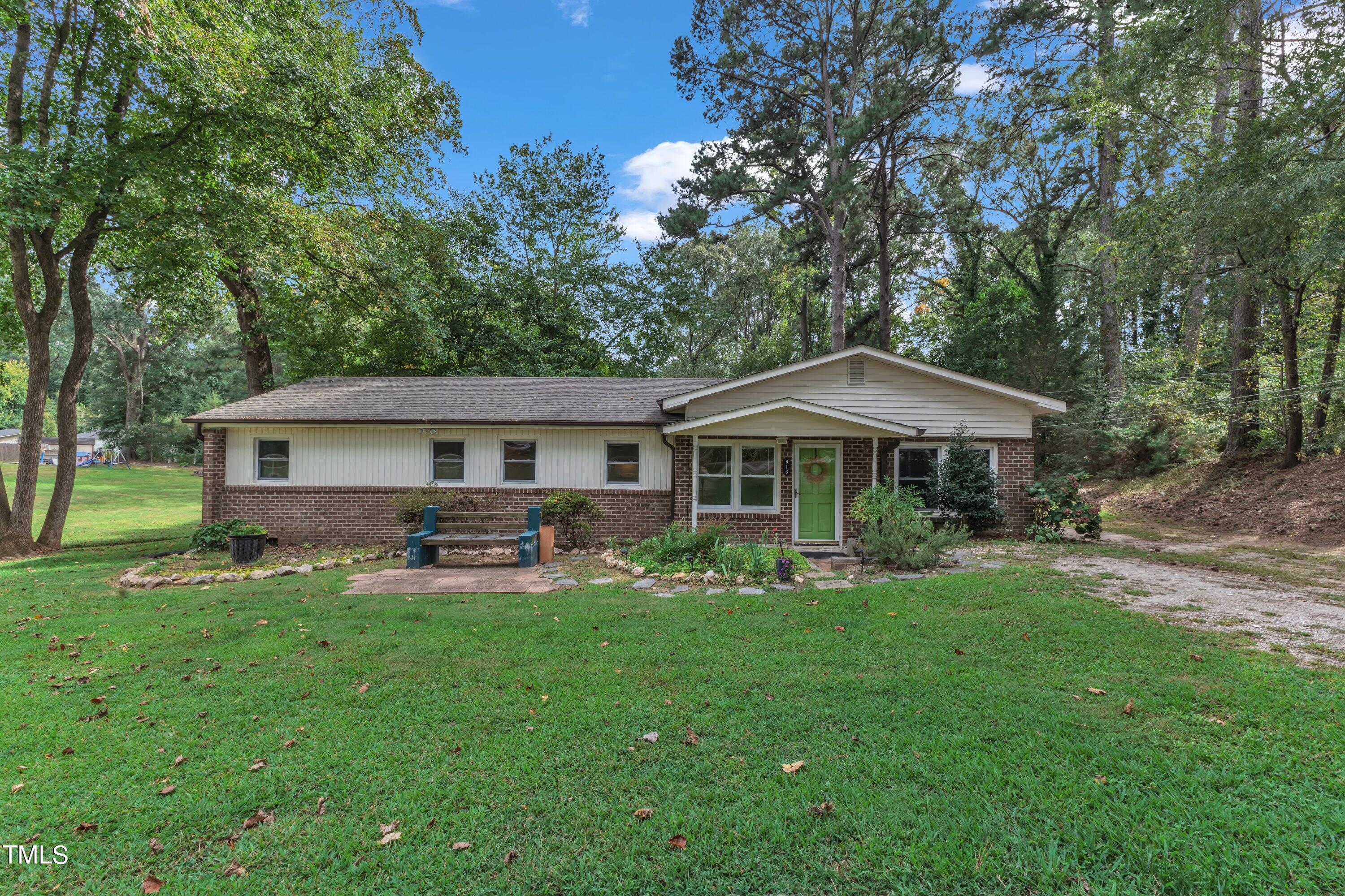 913 Ranch Farm Road