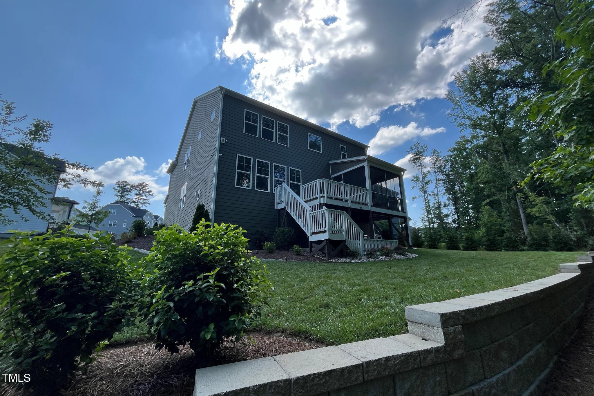 1825 Armor Crest Lane