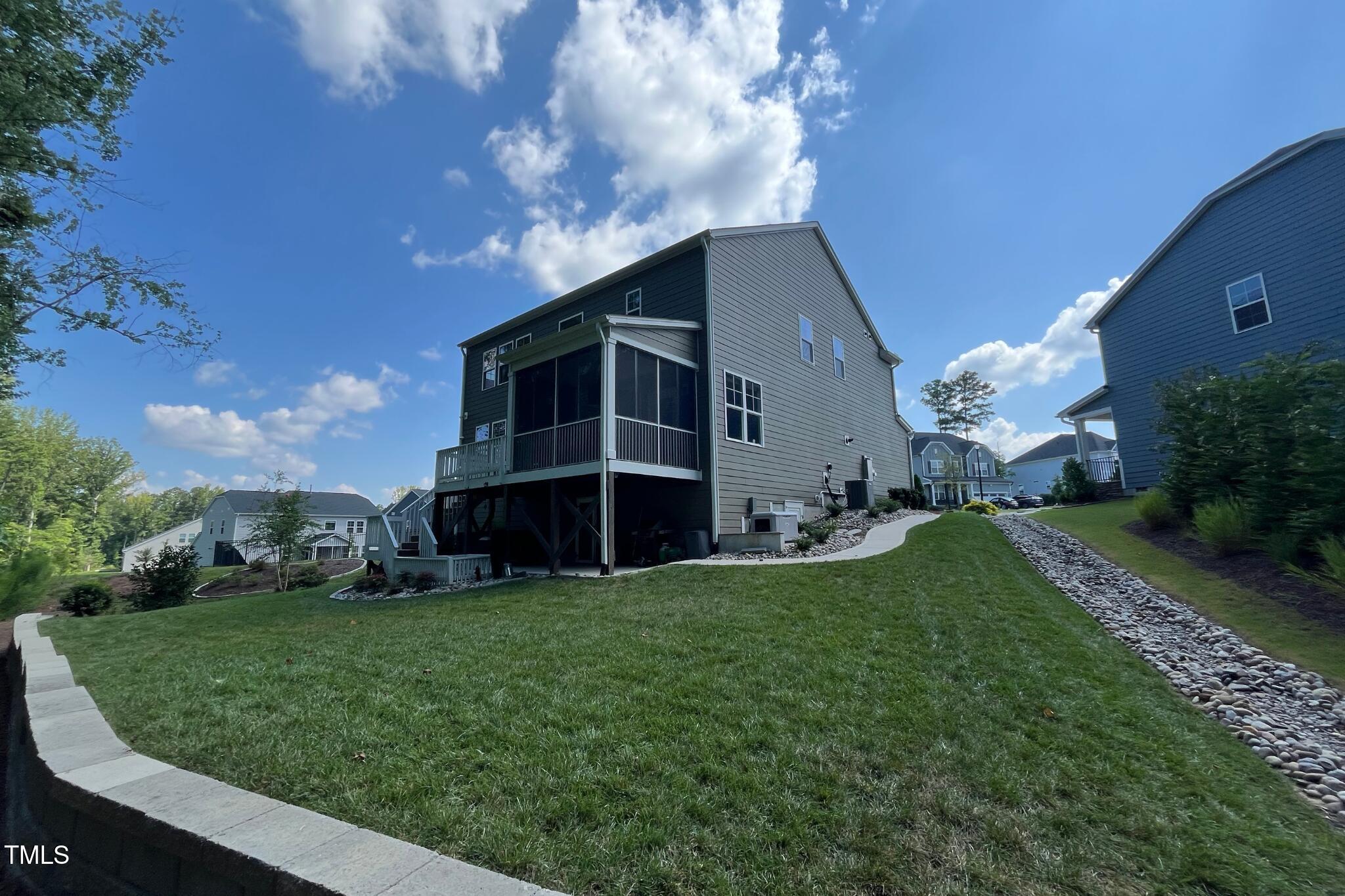 1825 Armor Crest Lane