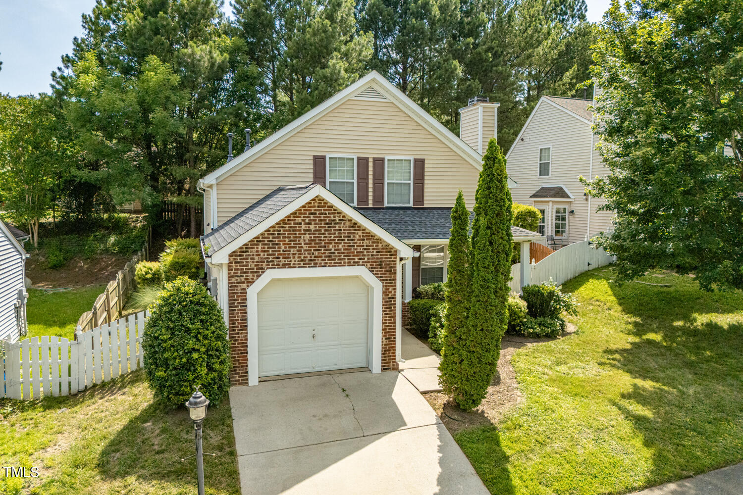 611 Ashford Lane