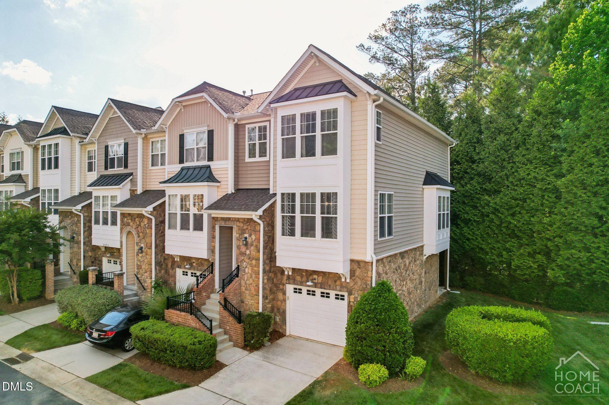 5817 Cameo Glass Way