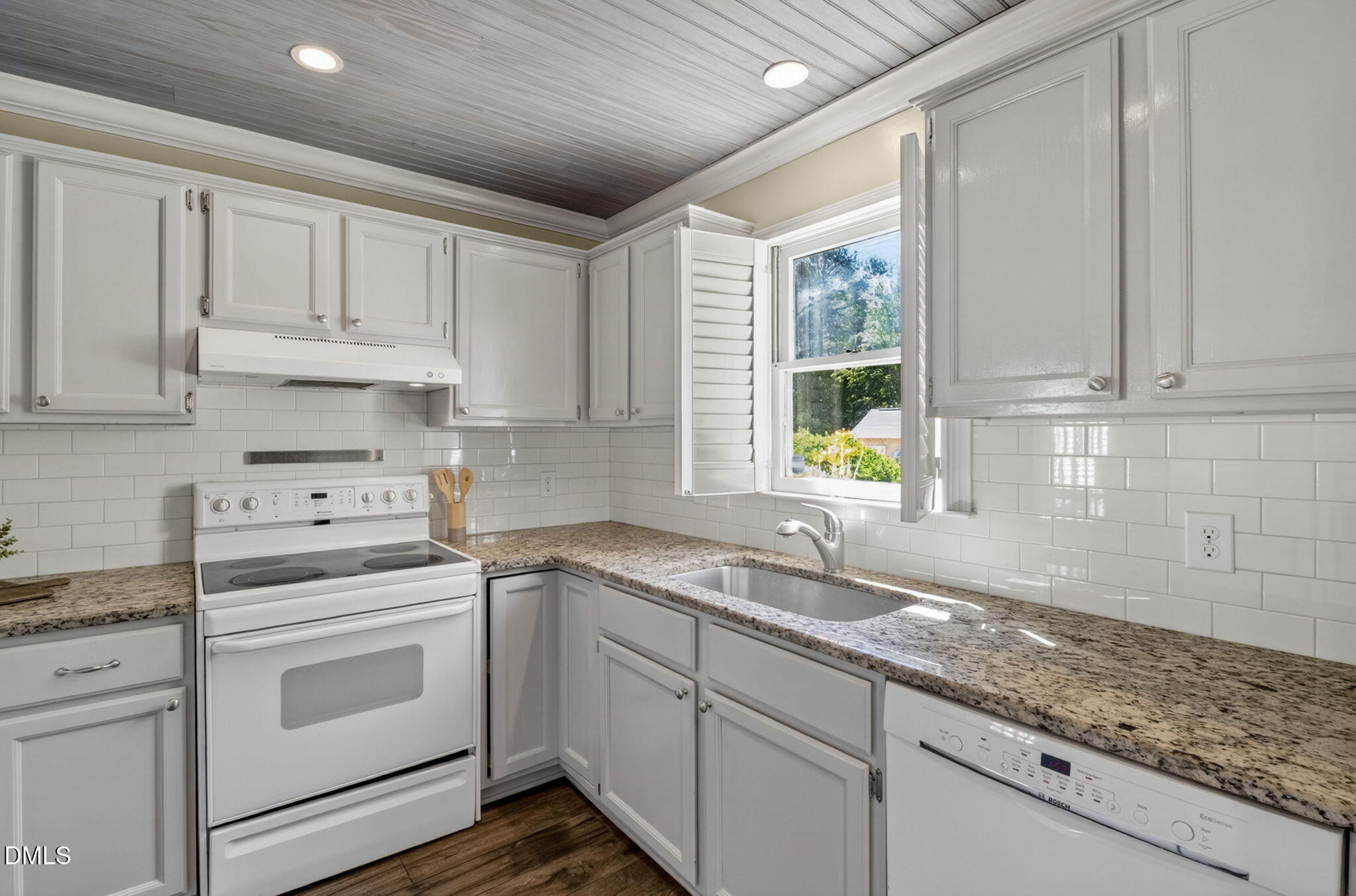 1700 Township Circle