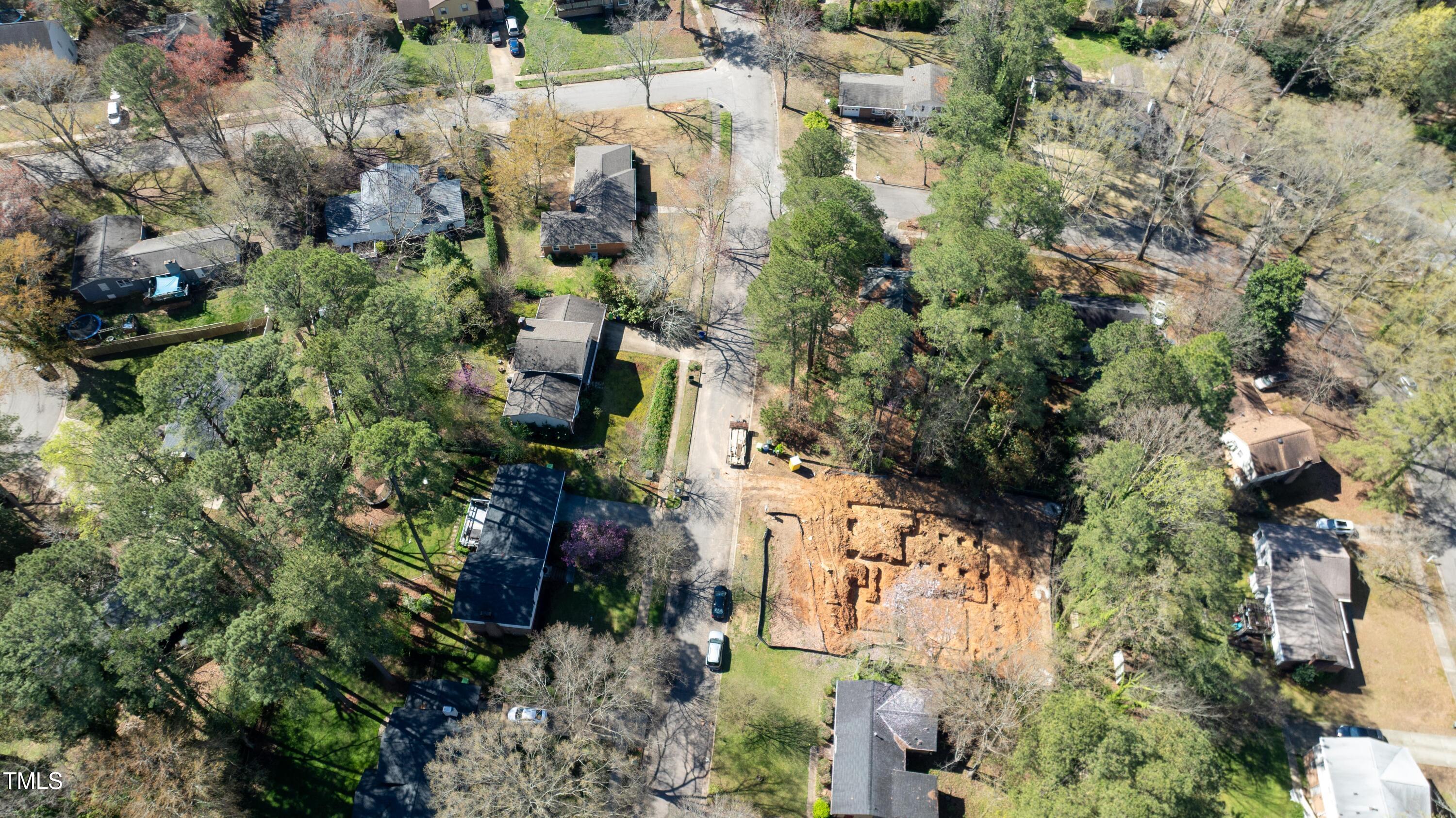 5205 Quail Meadows Drive