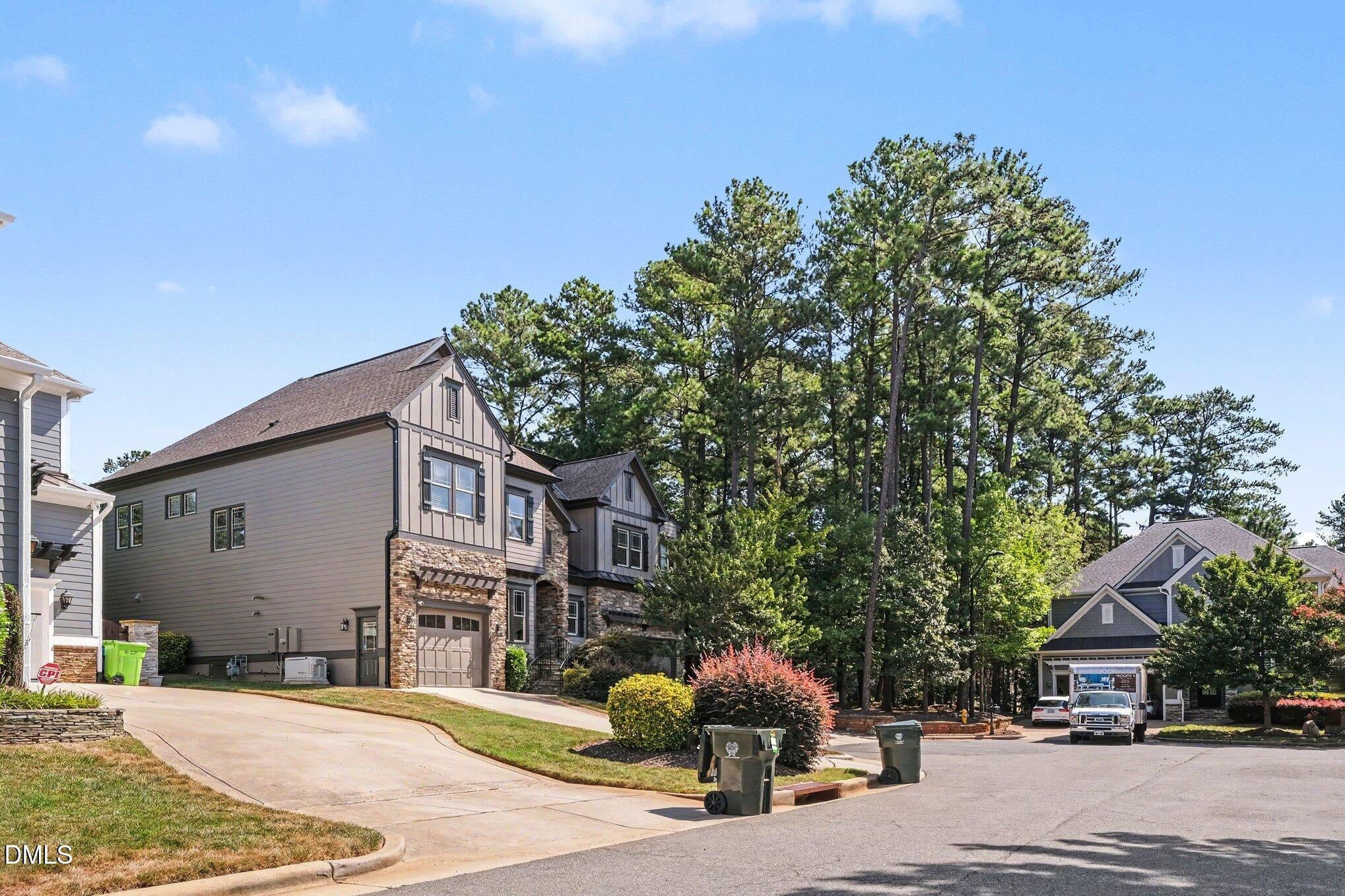2504 Shadow Hills Court