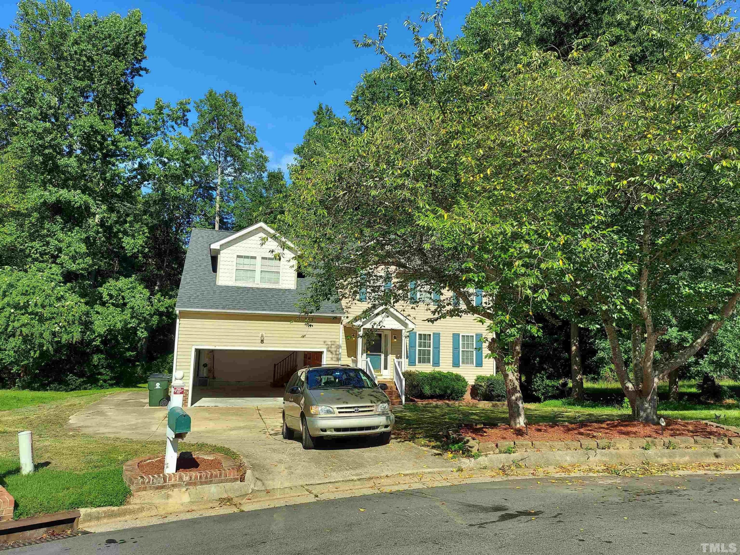 Photo 1 of 43 — 224 Crossfire Road, Holly Springs, NC 27540