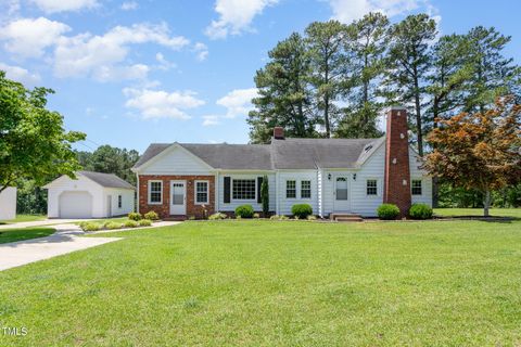 Single Family Residence in Fuquay Varina NC 7391 Rawls Church Road.jpg