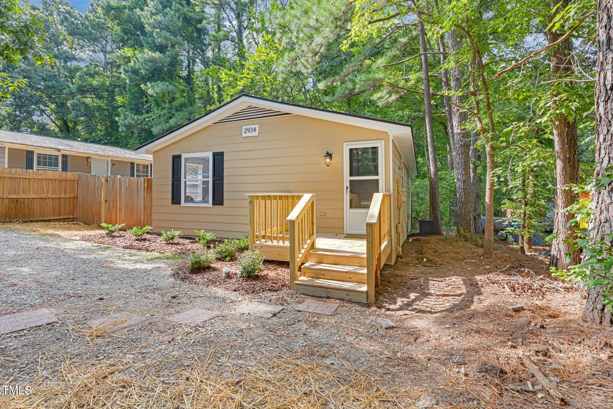 2934 Carolyn Drive