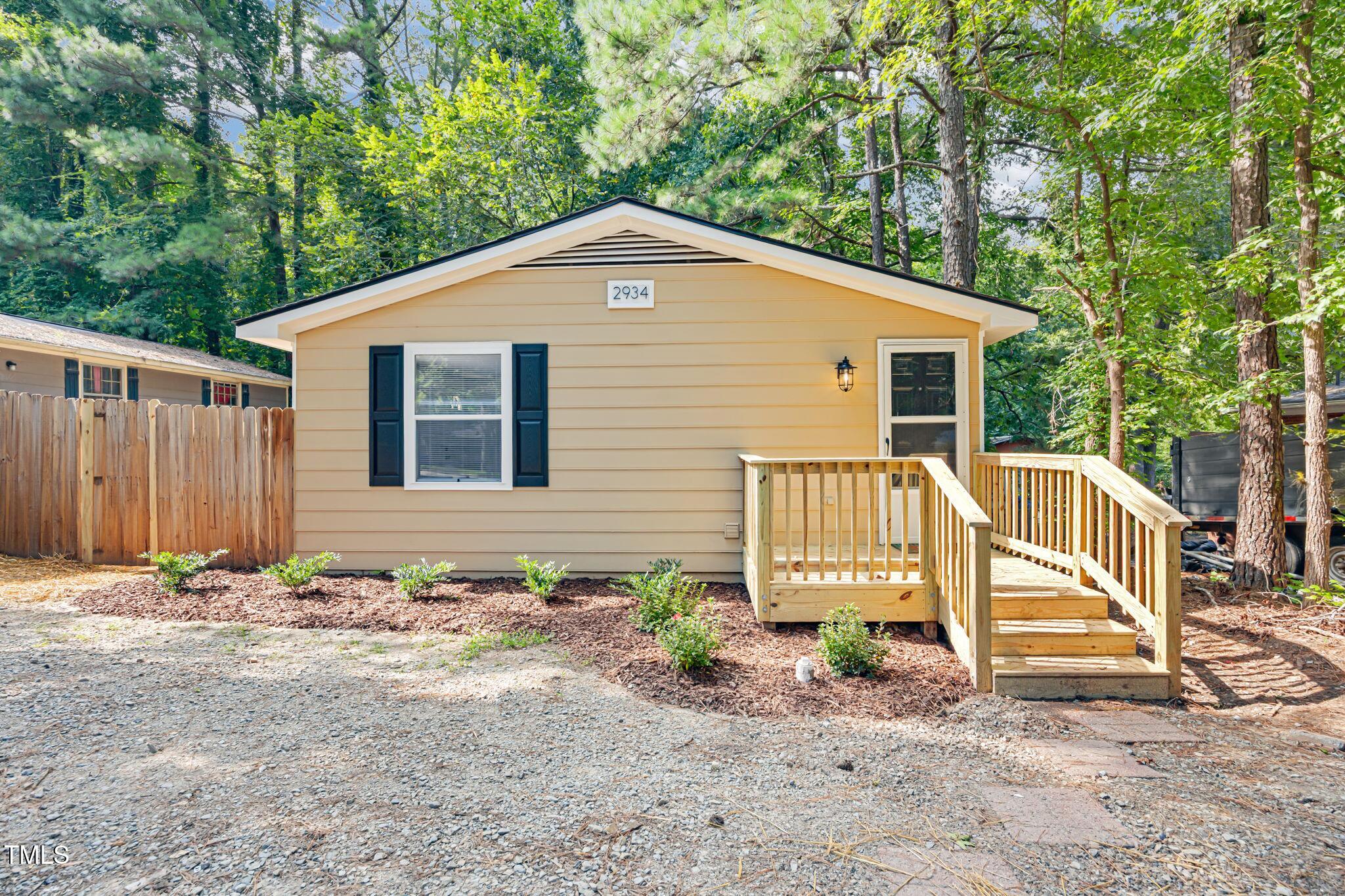 2934 Carolyn Drive
