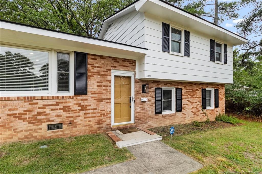 3516 Cranbrook Drive