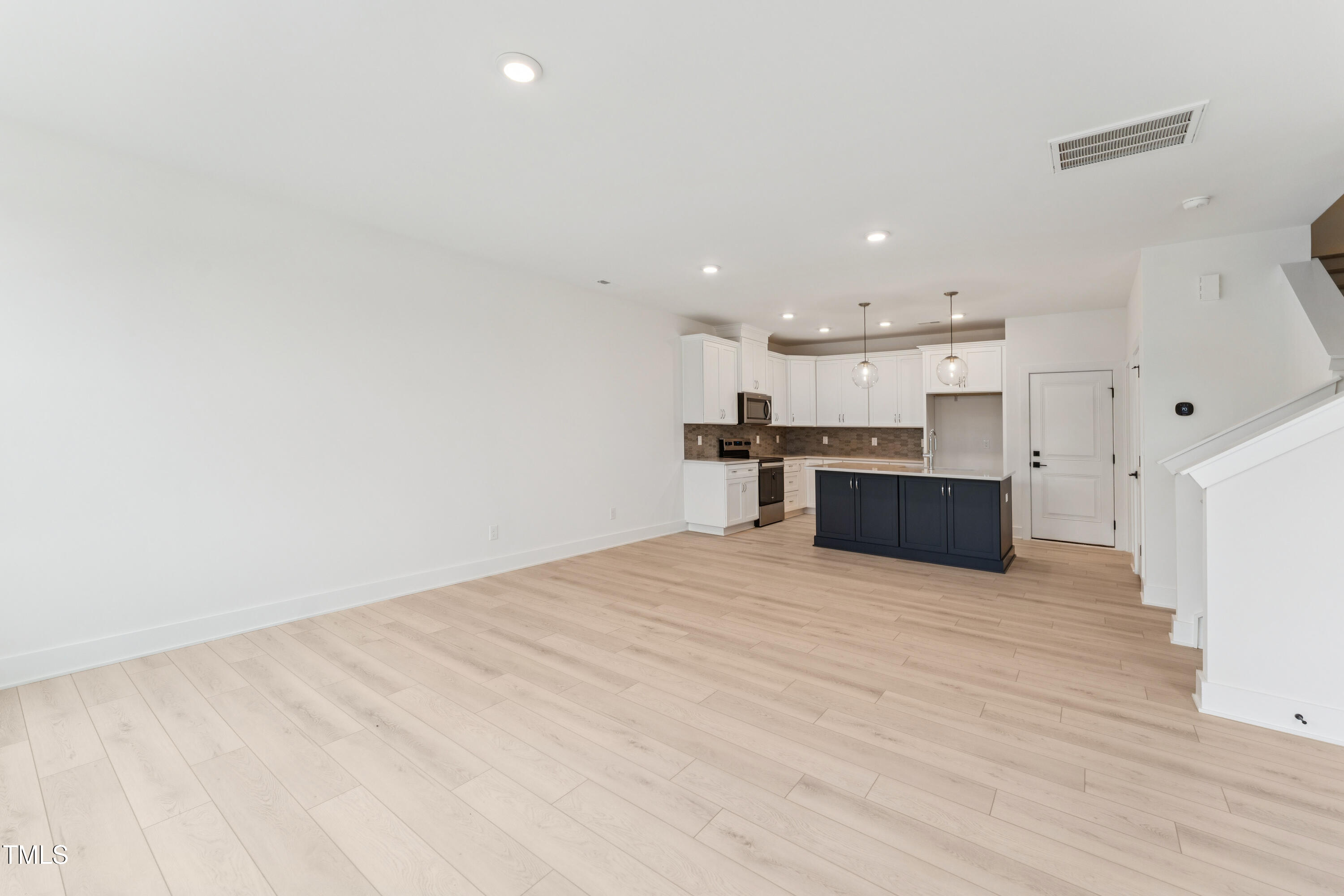 812 Barlow Drive 253