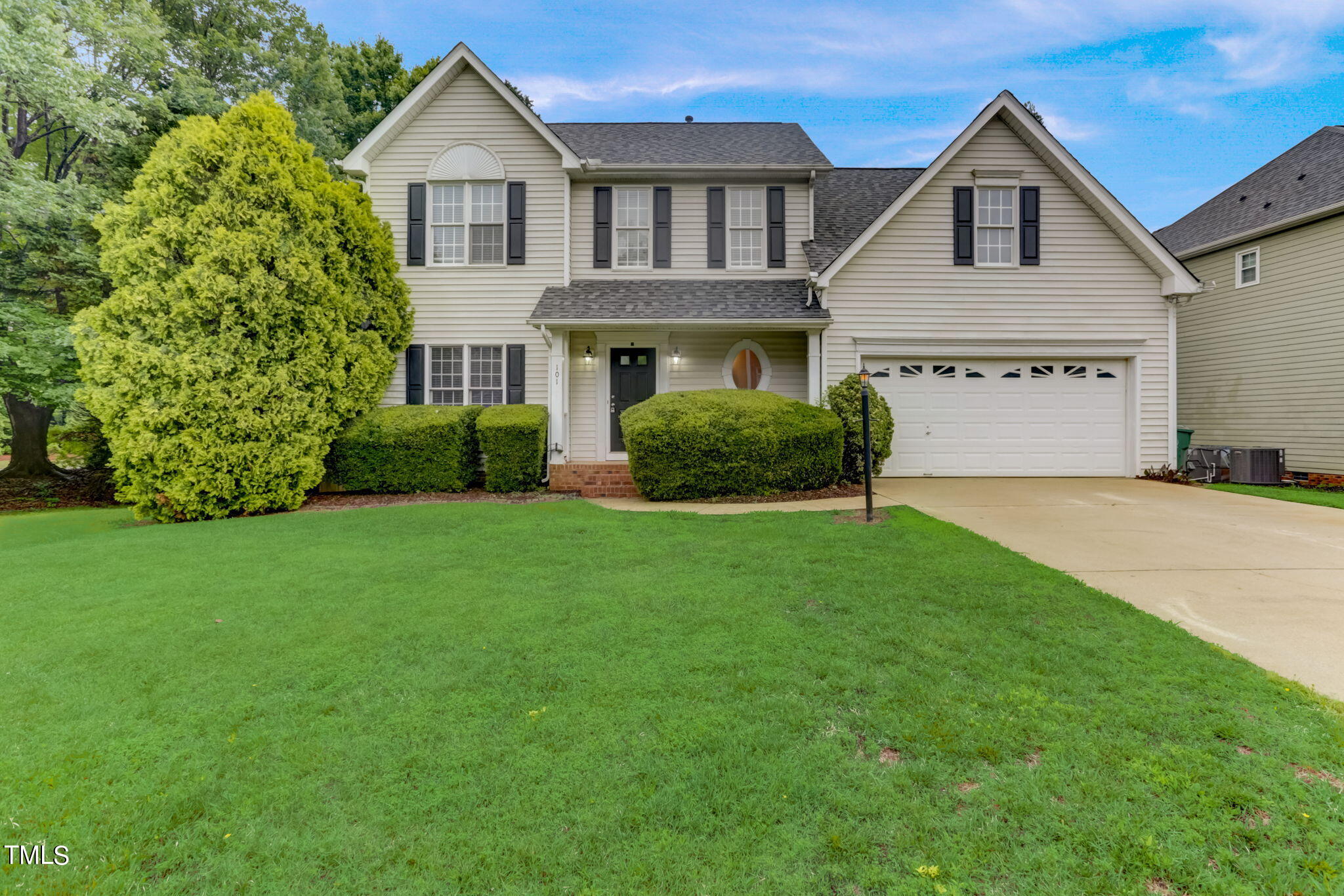 View Cary, NC 27518 house