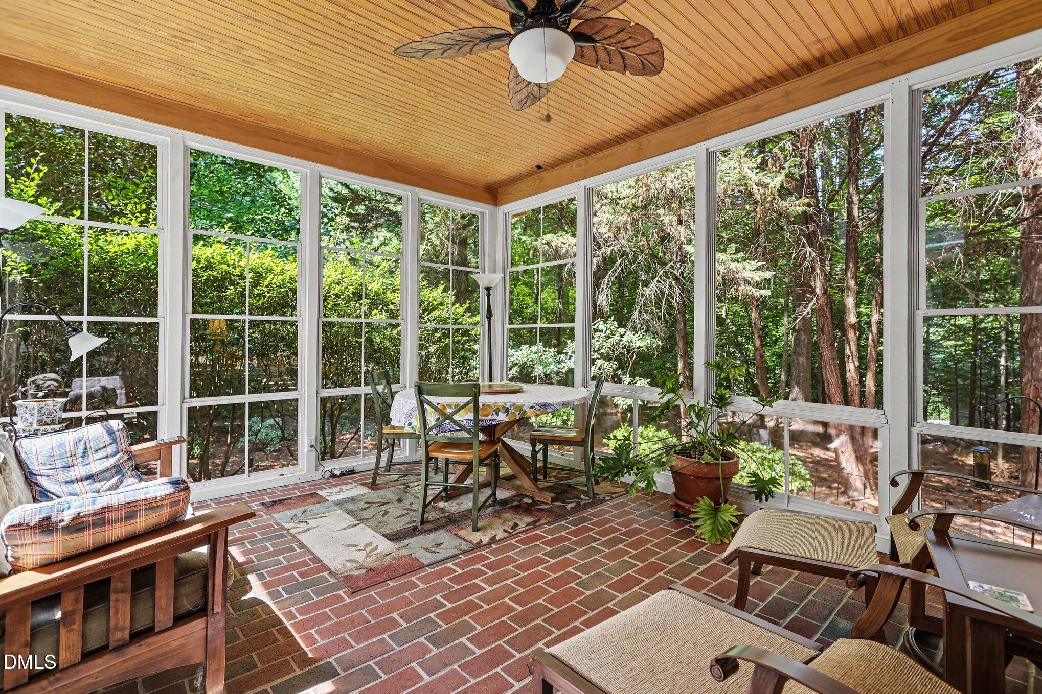 857 Millcroft