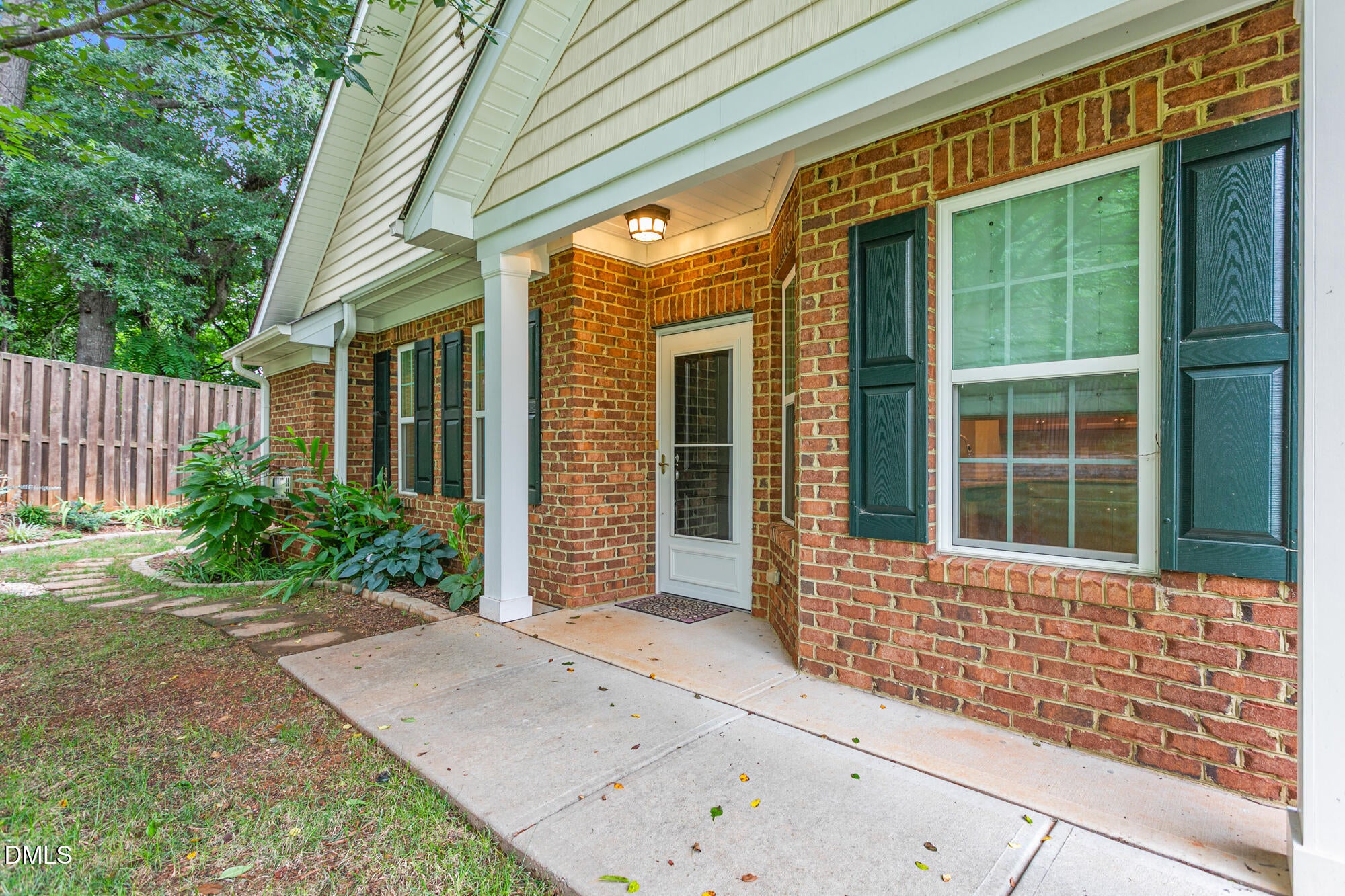 114 Starling Street