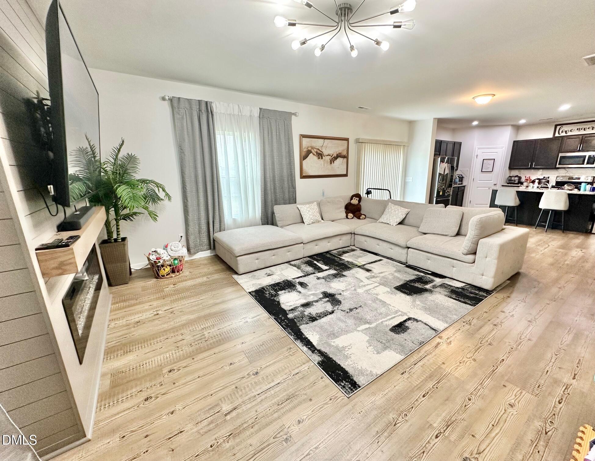 1113 Sumter Pointe Way