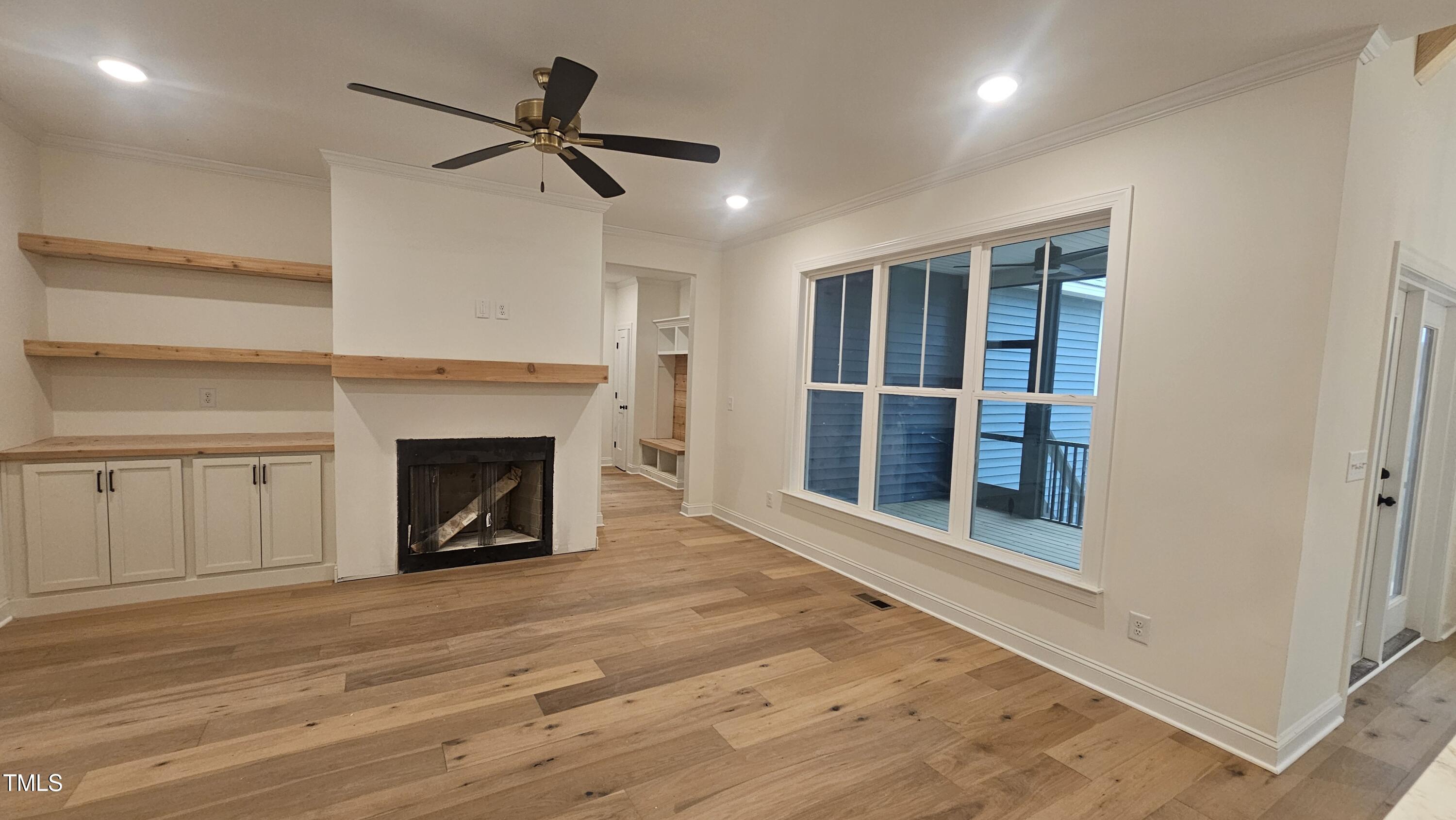 105 Leisure Lane