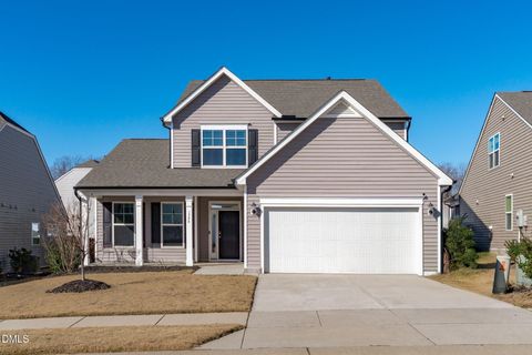 1724 Fairing View Way Fuquay Varina NC 27526