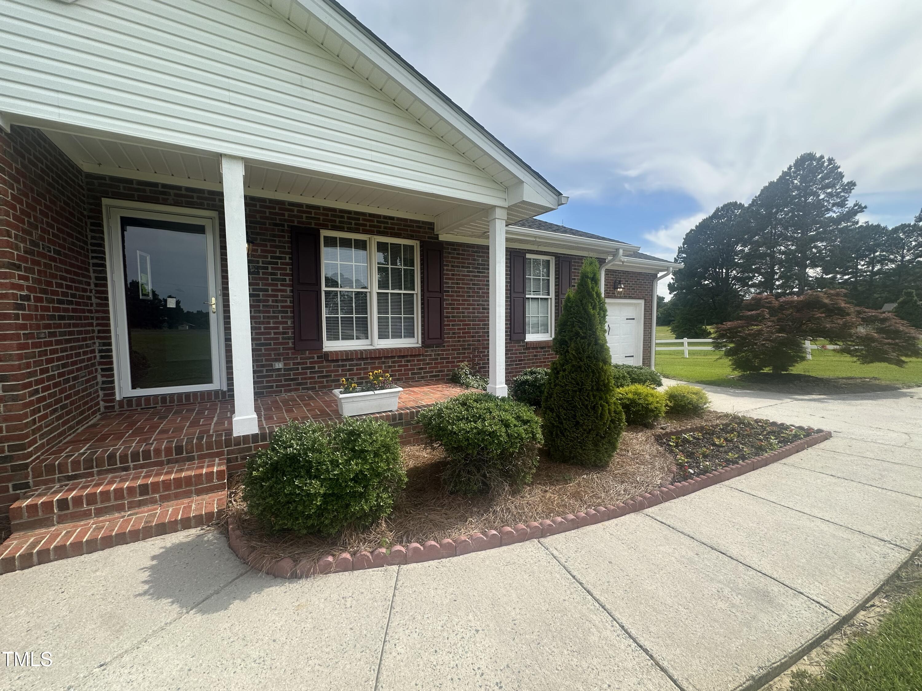 5148 Benson Road