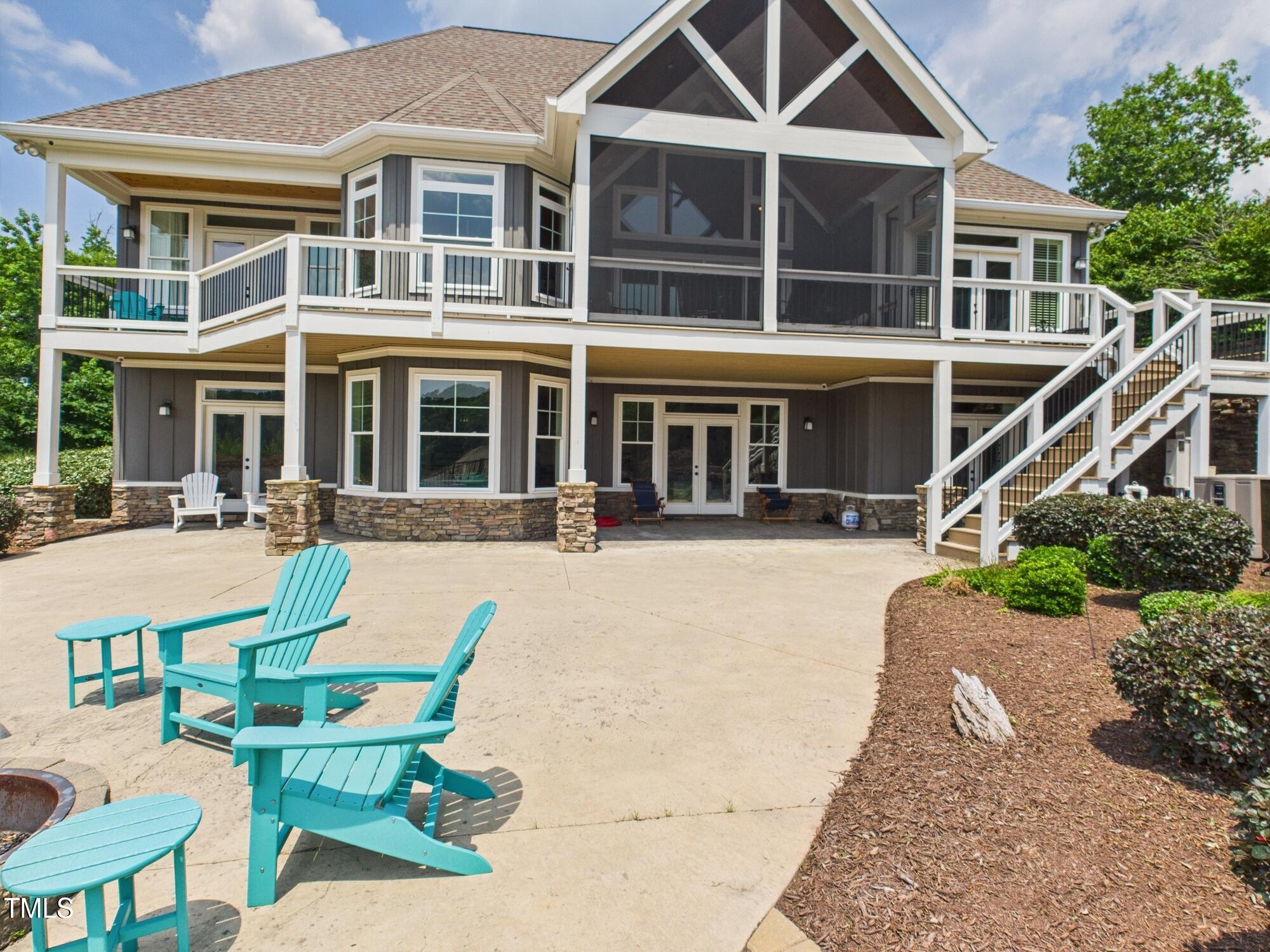 186 Polaris Point