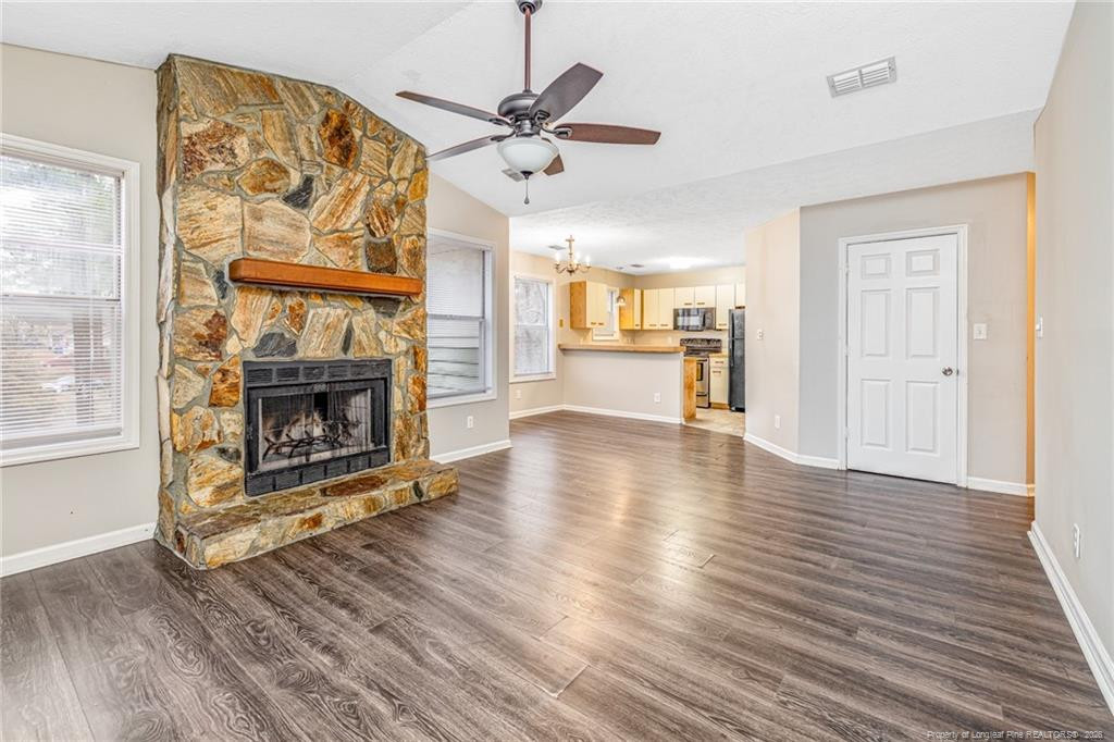 6813 Willowbrook Drive 9